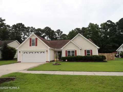 122 Tucker Creek Ln, Havelock, NC 28532
