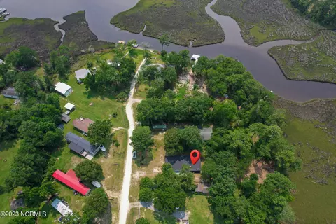 608 Landing Ct, Hampstead, NC 28443 photo 33