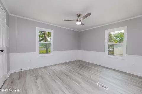 608 Landing Ct, Hampstead, NC 28443 photo 19