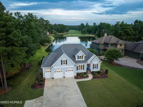 223 E Winding Way, Wallace, NC 28466 photo 6