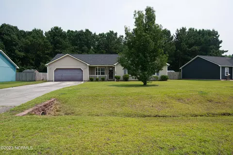 127 Daphne Dr, Hubert, NC 28539 photo 3