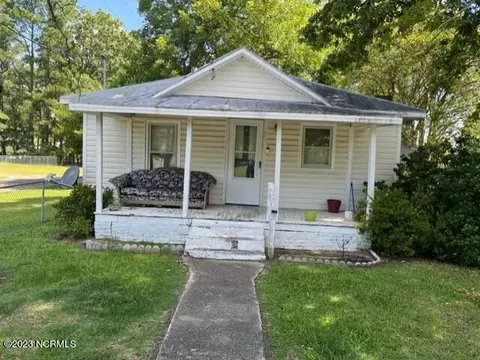 601 Stronach Ave, Goldsboro, NC 27534
