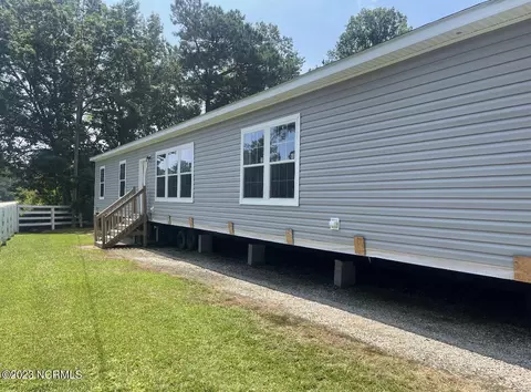 9787 Camp Charles Rd, Bailey, NC 27807 photo 3