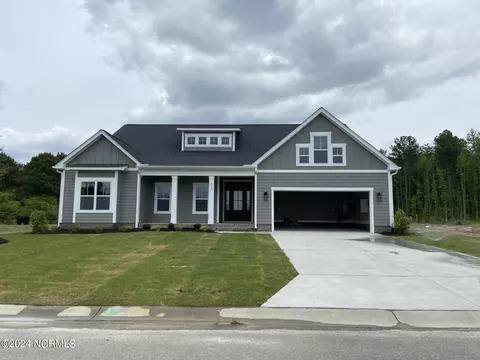 955 Hunter Grace Dr, Winterville, NC 28590