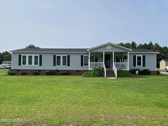 111 Welsh Landing Dr, Willard, NC 28478