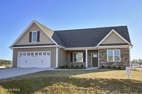 104 Bellows Ln, Rocky Point, NC 28457
