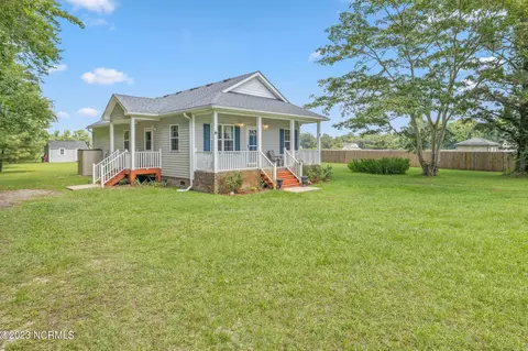 108 Knapp Ct, Currituck, NC 27929