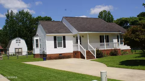 2509 Ricks Ct E, Wilson, NC 27893