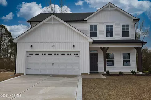 108 Sea Breeze Ct, Sneads Ferry, NC 28460