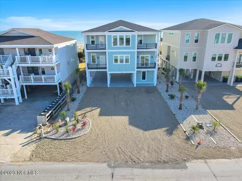 437 Ocean Blvd W, Holden Beach, NC 28462
