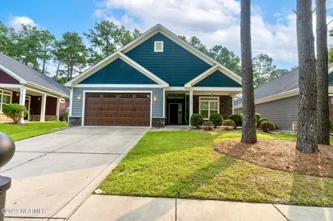 157 Keowee Cir, Aberdeen, NC 28315