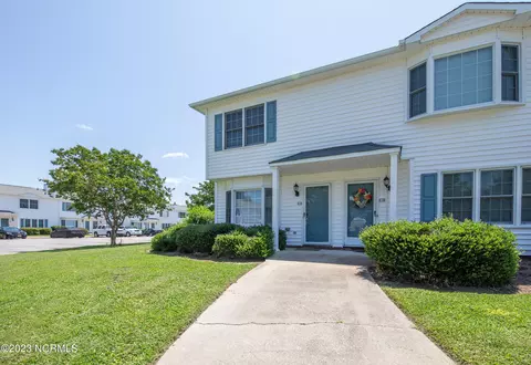 1111 Grovemont Dr #F1, Greenville, NC 27834