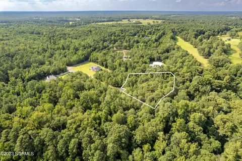 135 Dodge Ln, Wallace, NC 28466