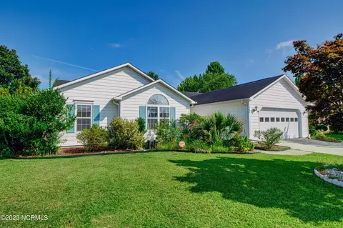 1506 Flushing Dr, Wilmington, NC 28411