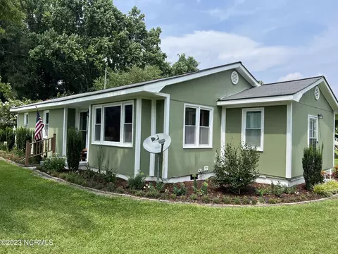 1770 Hill Cir, Garland, NC 28441