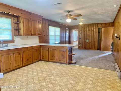 114 White Oak Rd, Eure, NC 27935 photo 9