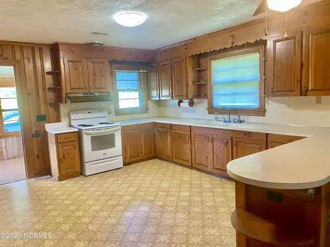 114 White Oak Rd, Eure, NC 27935 photo 6