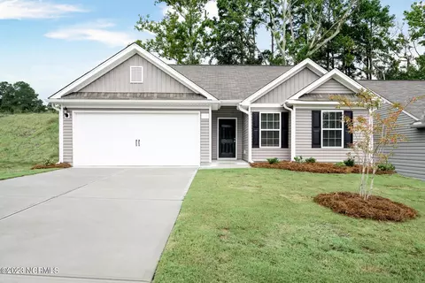 1362 Patti Ln SE, Bolivia, NC 28422