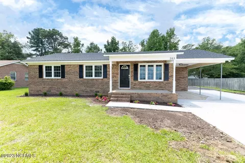 203 Ballahack Rd, Hertford, NC 27944