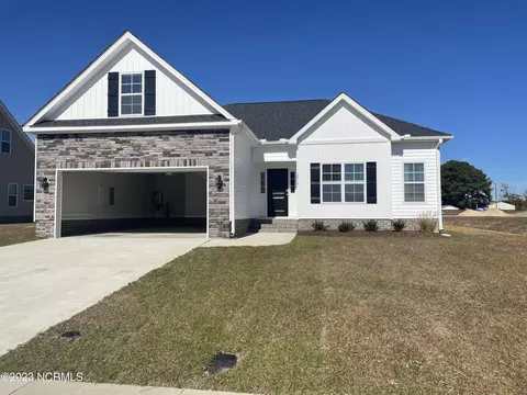 2515 Dakota Dr, Greenville, NC 27858