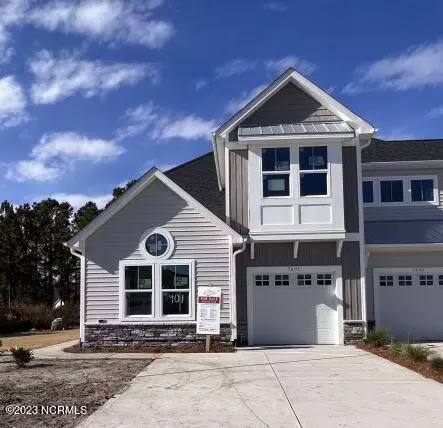 7408 Springwater Dr, Wilmington, NC 28411