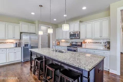 160 Meadowmist Dr, Garner, NC 27529 photo 12