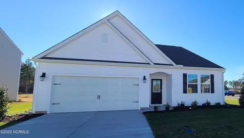 2000 Ella Bengel Dr, New Bern, NC 28562