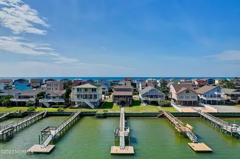 1715 Canal Dr, Sunset Beach, NC 28468