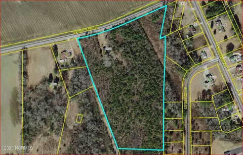 1565 Peanut Plant Rd, Elizabethtown, NC 28337