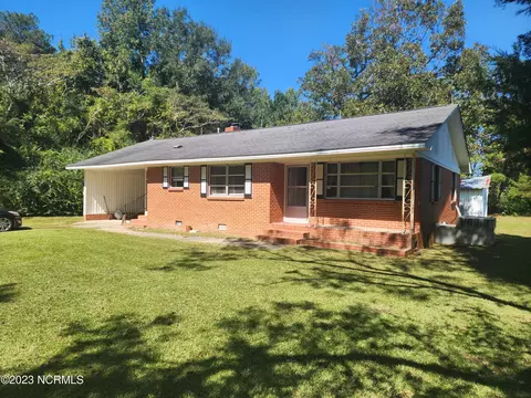 16911 Sam Potts Hwy, Bolton, NC 28423