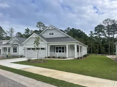 62 Streambed Way, Hampstead, NC 28443