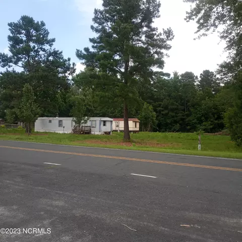 2658 Guyton Rd, Bladenboro, NC 28320