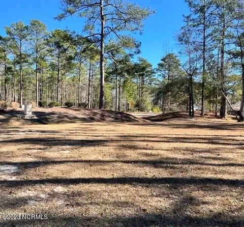 1 Fairway Crest Dr, Shallotte, NC 28470