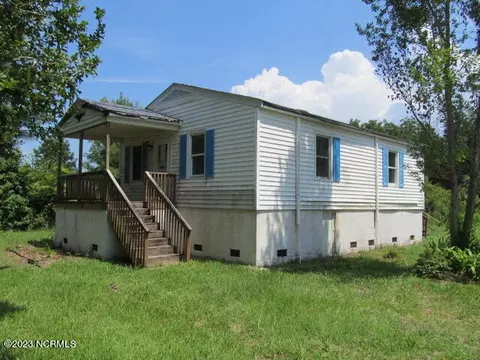 1574 Pamlico Rd, Oriental, NC 28571