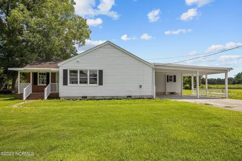 231 Farmlife Ave, Vanceboro, NC 28586