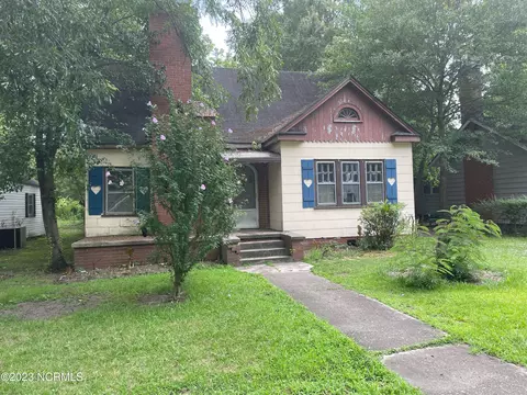 208 Brinkley Ave, Plymouth, NC 27962