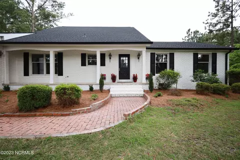 281 Foxfire Rd, Aberdeen, NC 28315 photo 3
