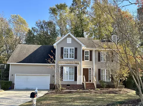 2107 Sir Raleigh Ct, Greenville, NC 27858