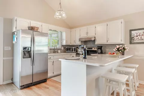 404 39th St, Sunset Beach, NC 28468 photo 7