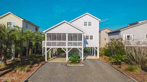 404 39th St, Sunset Beach, NC 28468 photo 1