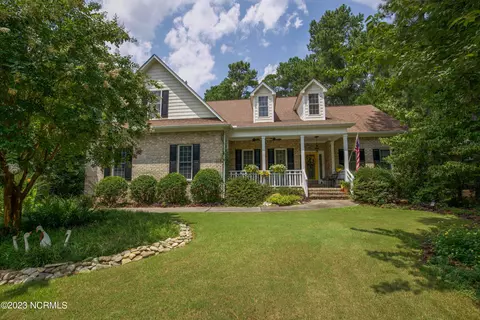 290 St Andrews Dr, Pinehurst, NC 28374
