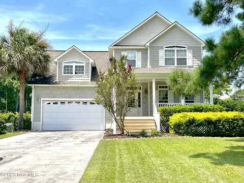 124 White Heron Ln, Swansboro, NC 28584