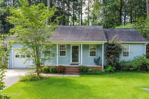 301 Selover Ave, New Bern, NC 28560