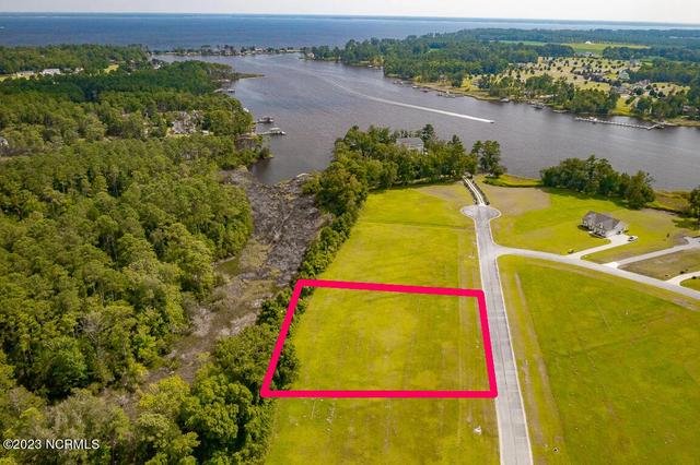 115 Richfield Dr, Oriental, NC 28571