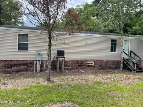 305 Donnie Davis Rd, Williston, NC 28579 photo 6