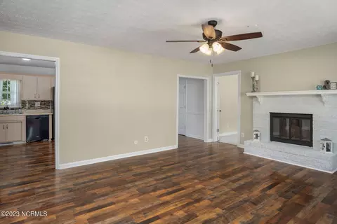 708 Lee Dr, Havelock, NC 28532 photo 6