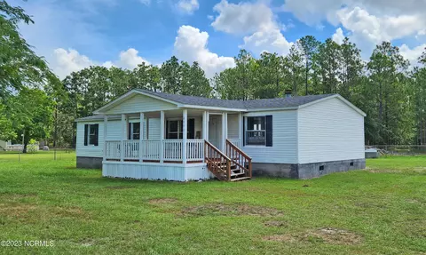 4990 Rosalyn Ln NE, Leland, NC 28451
