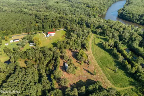 1180 Cow Pen Landing Rd, Vanceboro, NC 28586