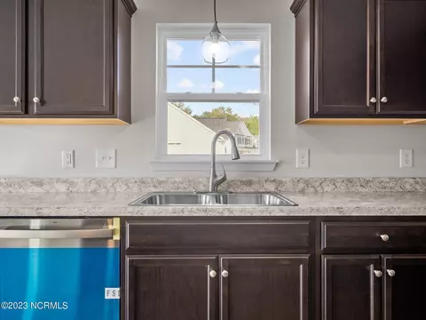 705 W Warner Ct, Hubert, NC 28539 photo 15