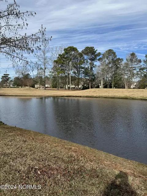 482 S Middleton Dr NW, Calabash, NC 28467